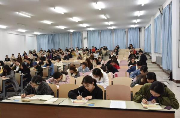 2021年深圳成人高考报名时间是什么时候？