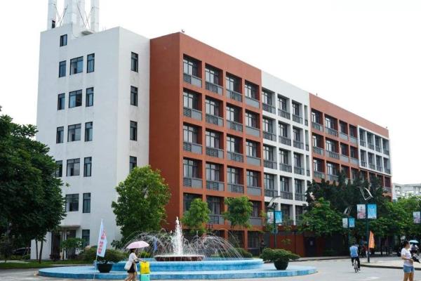 广州软件学院2022年普通专升本学费