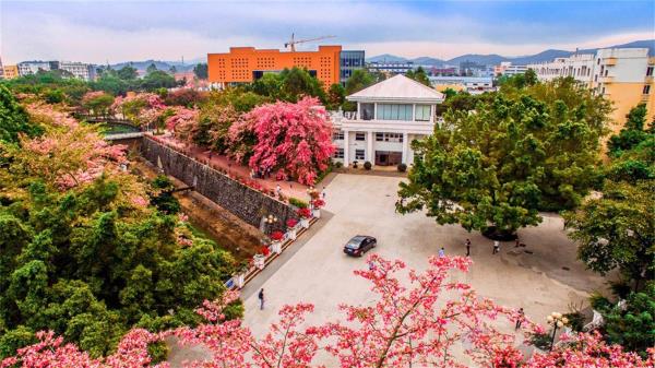 2022年广州软件学院普通专升本考试