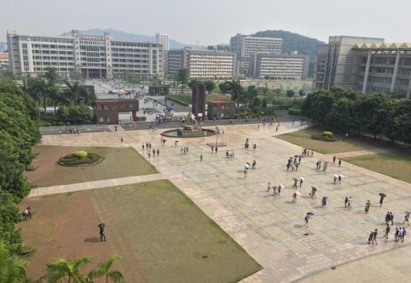 2022年广州航海学院普通专升本学费是多少？