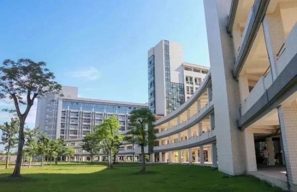 2021年广东财经大学普通专升本就读校区