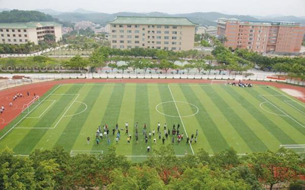 广州理工学院2022年专插本学费贵么？